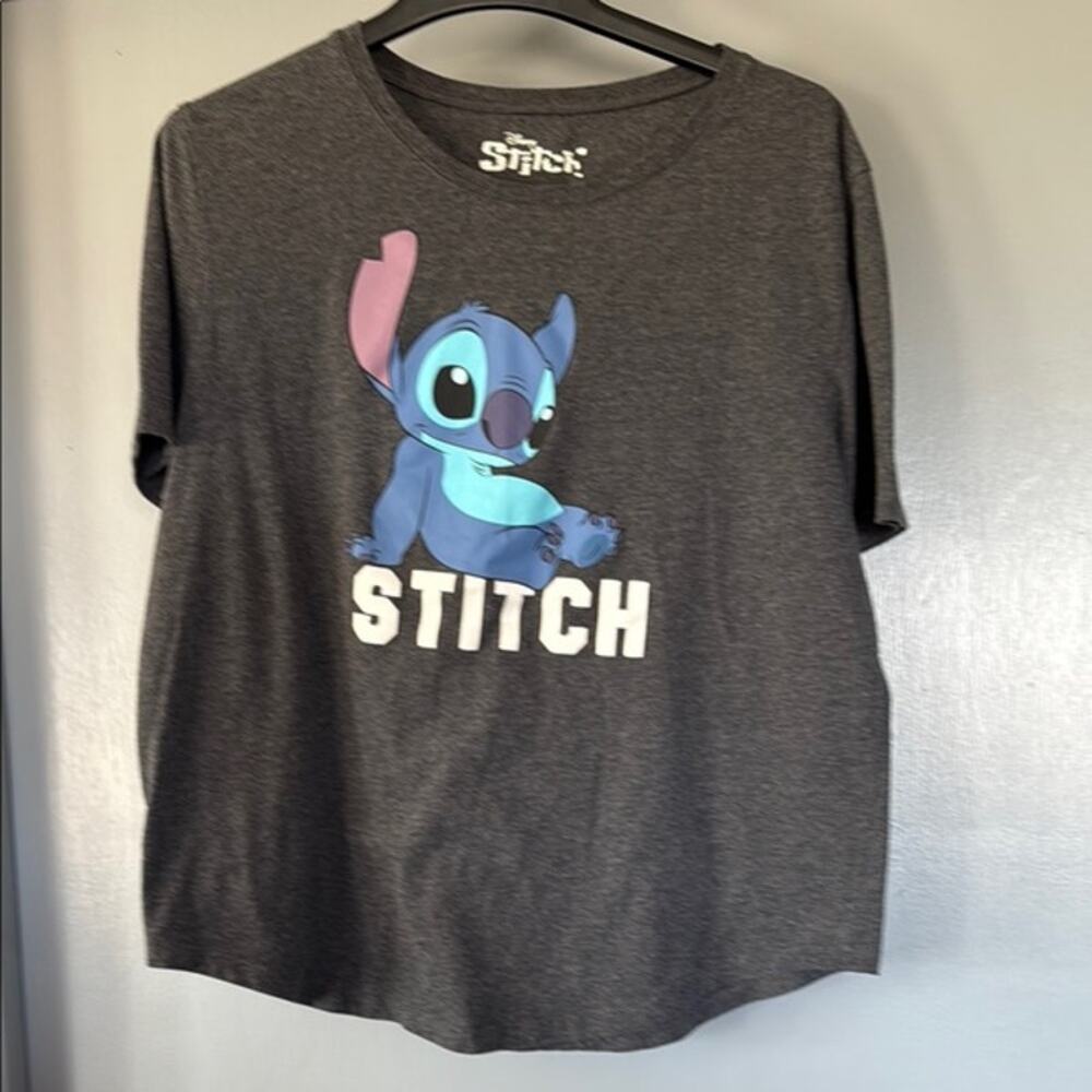 Disney Stitch Graphic Short Sleeved Gray Tee Shirt Women's Pullover Top sz XL